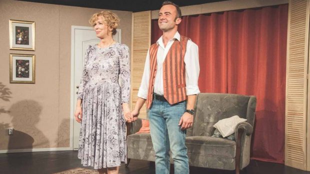 Concurs. Teatru la tine acasă, adus de Libertatea și PiciordePlay. Răspunde corect și, de Sfântul Nicolae, primești acces gratuit la piesa săptămânii, „Șase lecții de dans în șase săptămâni”