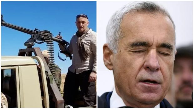 Horațiu Potra, șeful mercenarilor care-l apără pe Călin Georgescu, dus la audieri în cătușe. Polițiștii au găsit mai multe pistoale și arme albe. Gruparea de mercenari se îndrepta spre București | SURSE