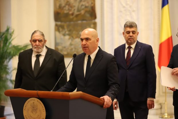 Tensiuni și nedumeriri legate de componența noului guvern: liberalii au luat doar praful de pe tobă. Cum a apărut din neant Radu Marinescu