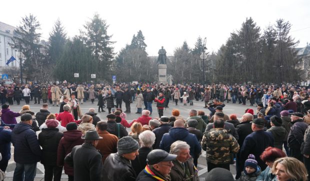 La Craiova, Mica Unire a fost sărbătorită cu dansuri populare și depuneri de coroane