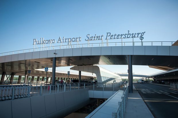 Ucrainenii au atacat un port comercial din Leningrad și o fabrică de rachete din Smolensk: zboruri suspendate la Sankt Petersburg