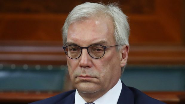 Rusia susține că o promisiune făcută la summitul NATO de la București împiedică pacea în Ucraina. Reacția Kievului