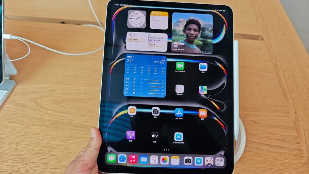 Apple pregătește o schimbare importantă pentru noul iPad Air care se lansează în 2025