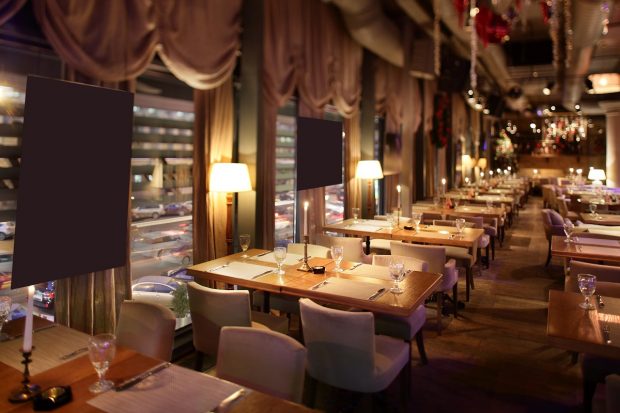 Arta aranjării meselor: 5 detalii care îmbogățesc experiența în restaurant