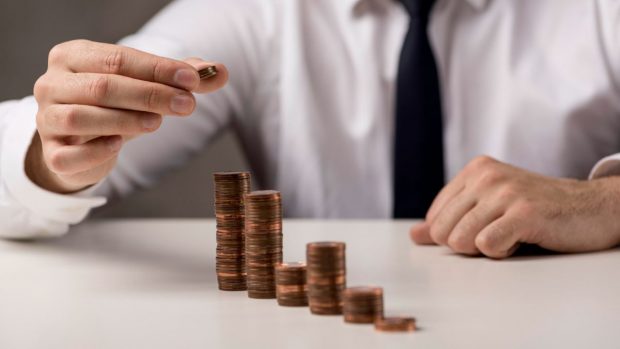 Averea românilor a crescut cu 61% din 2007, dar ajustată cu inflația și cursul valutar, este cu 1% sub nivelul de atunci