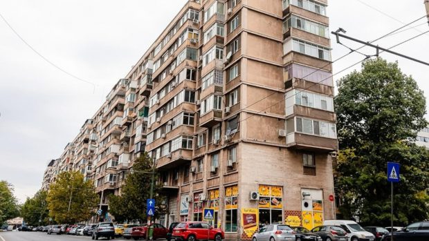 Bloc cu 523 apartamente din București, consolidat fără relocarea tuturor locatarilor. Nicușor Dan anunță o premieră în construcții