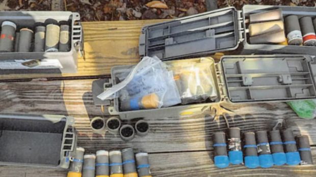 FBI a descoperit cel mai mare depozit de bombe din istoria sa, la o fermă din Virginia | VIDEO