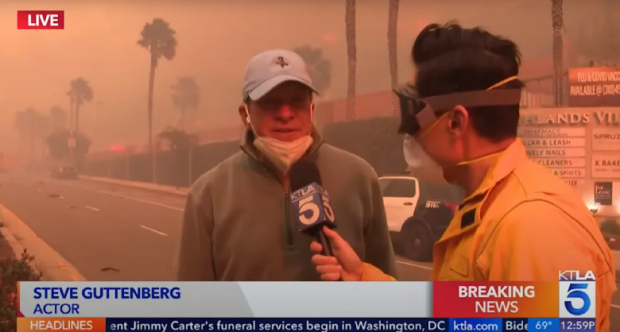 Actorul Steve Guttenberg, vedeta din „Academia de Poliție”, erou în lupta cu flăcările, la Los Angeles | VIDEO