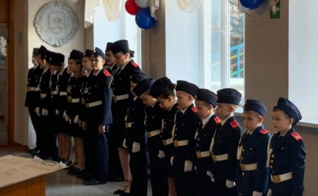 Elev de clasa a 6-a din Crimeea, căutat pentru ce a scris în „scrisoarea către un soldat”: „De Anul Nou, îți doresc să mori repede”