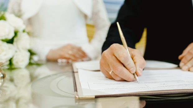 În Oradea, căsătoriile civile vor fi oficiate din 2025 doar la Primărie sau în incinta Cetăţii