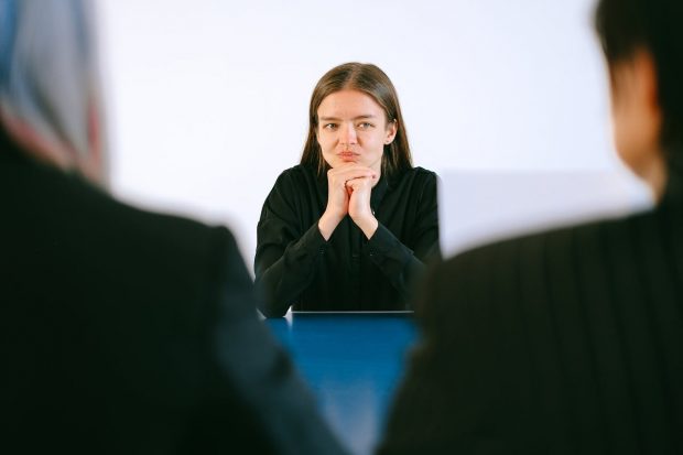 Ce să știi despre psihologia din spatele deciziilor spontane pe care le luăm în viață