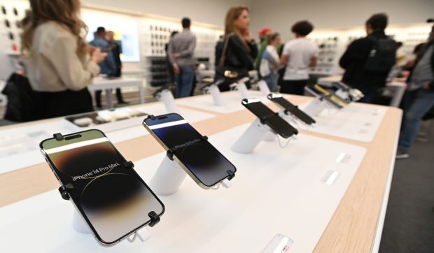 Apple, sub presiune în China: livrările de telefoane străine, în scădere