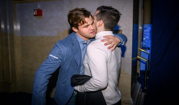 Final neașteptat. Magnus Carlsen și Ian Nepomniachtchi împart titlul mondial la șah