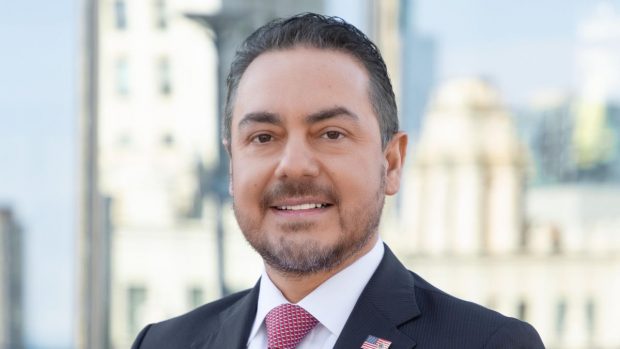 Cine este Gabriel Constantin, românul din Drumul Taberei care a ajuns mâna dreaptă a lui Donald Trump: „A muncit pe brânci, a făcut o treabă fantastică”
