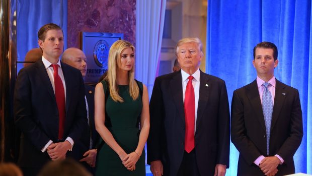 Schema dubioasă prin care un bancher de pe Wall Street a îmbogățit familia Trump cu jumătate de miliard de dolari