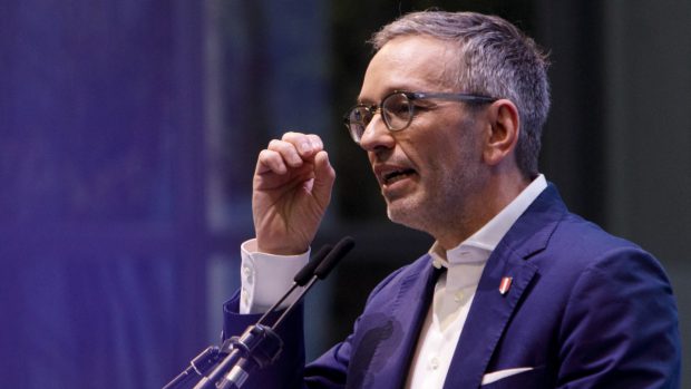 Herbert Kickl, liderul extremei drepte austriece, dorește reducerea azilului la „zero” în Austria