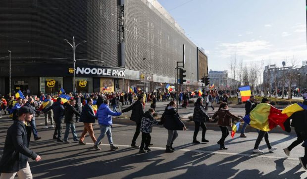 Ziua de 24 ianuarie, marcată de mii de români. Unirea Principatelor celebrată cu horă în centrul Bucureștiului
