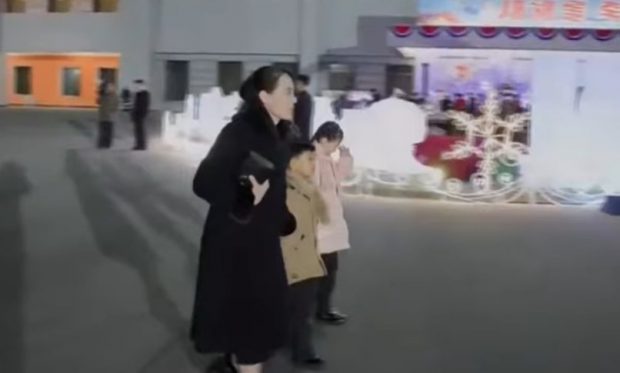 Sora lui Kim Jong-un, văzută pentru prima dată în public cu copiii săi. Și dictatorul nord-coreean s-a afișat din nou cu fiica sa, de Revelion