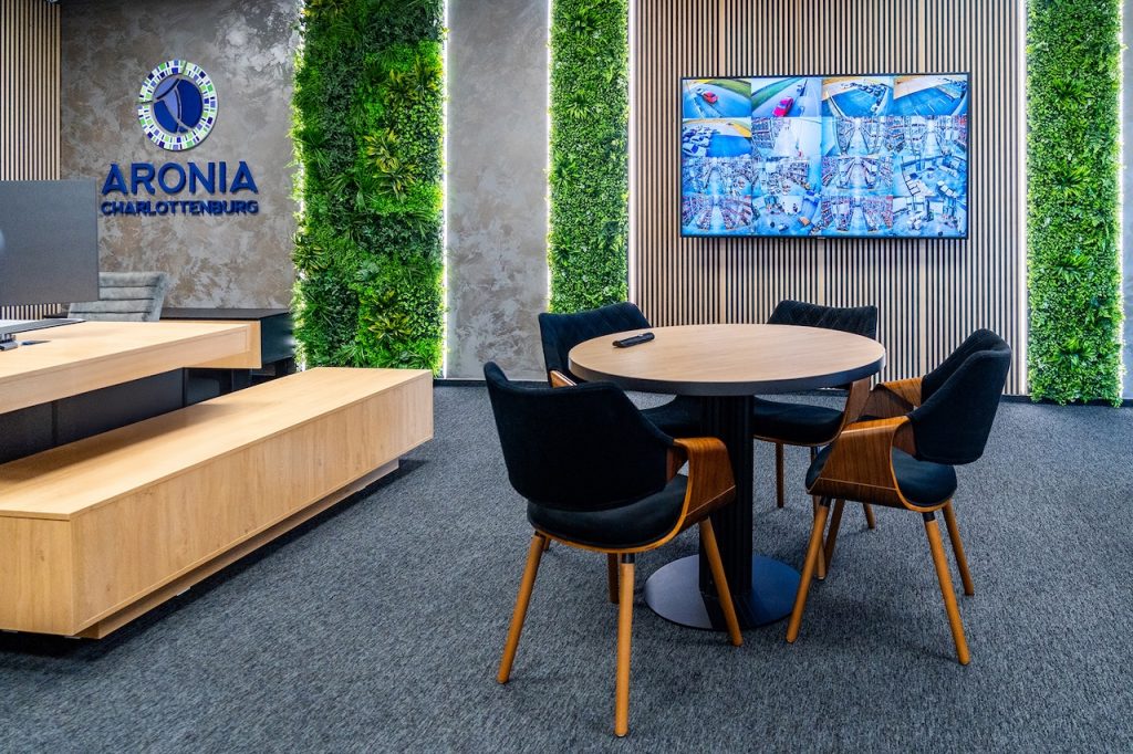 „Parteneriat Strategic între Aronia Charlottenburg și WDP pentru Sustenabilitate și Inovație în Europa” 1 libertateaaronia charlottenburg i wdp parteneriat strategic care rede ne te excelen a in sanatate i sustenabilitate in europa8