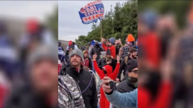 Un bărbat grațiat de Donald Trump săptămâna trecută a fost împușcat mortal de un polițist