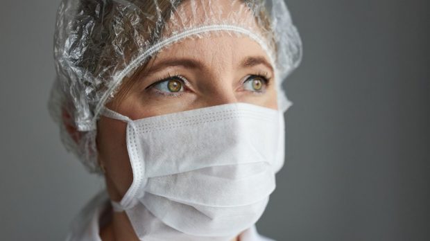 O doctoriță pediatru din Suceava nu mai vrea să lucreze în Urgențe și e speriată: „Dacă păţeşte ceva copilul meu, îl caut şi-l omor pe al tău”