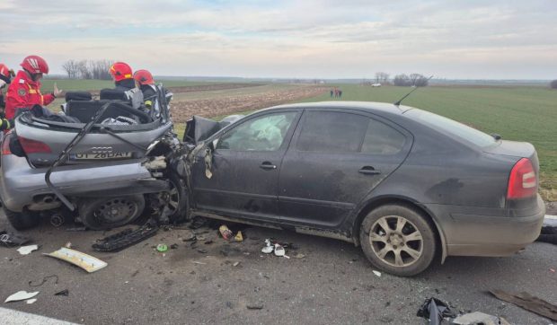 Greșeala fatală care i-a adus moartea unei tinere de 19 ani și bunicii sale, la Zănoaga, în Dolj. Avea permis de conducere numai de o lună