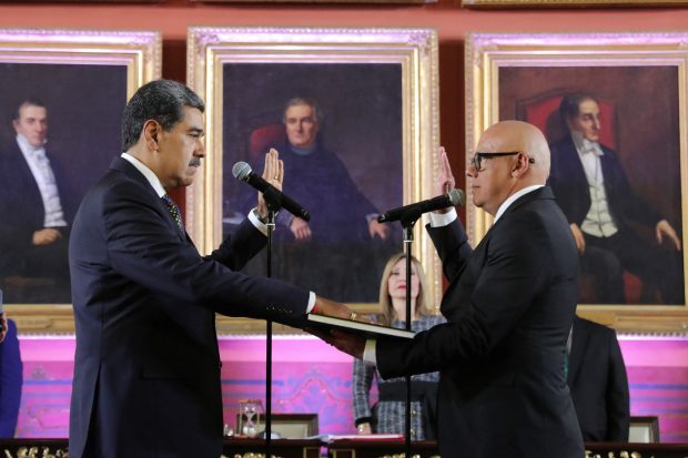 SUA strică învestirea lui Nicolas Maduro anunțând o recompensă de 25 de milioane de dolari pentru arestarea liderului venezuelean