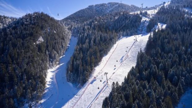 O nouă pârtie se deschide în Poiana Brașov. Se anunță reduceri semnificative la ski-pass-uri. Cine poate beneficia de ele