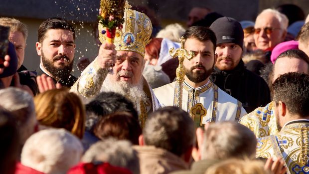 Transplantul și donarea de organe, binecuvântate de Biserica Ortodoxă Română: „Transformă suferința în nădejde pentru mai multă viață”