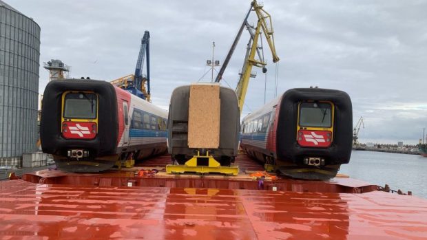 Primele trenuri Intercity private din România au ajuns în Portul Constanța. Ating 180 km/oră. Pe ce rute vor circula