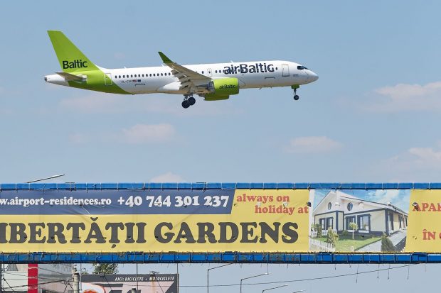 airBaltic va anula 4.670 de zboruri din cauza unor probleme de întreținere
