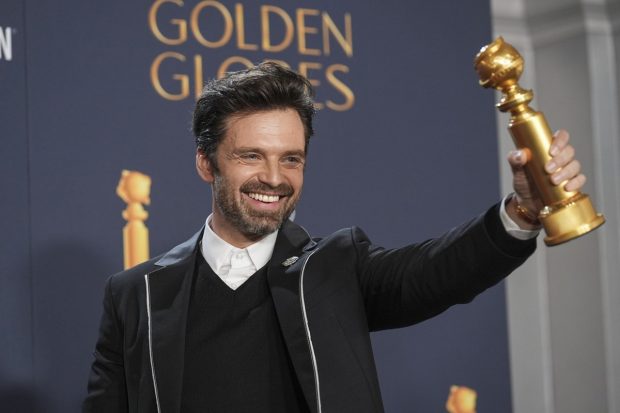 Globurile de Aur 2025: Românul Sebastian Stan, premiat pentru „Cea mai bună interpretare”. Demi Moore câștigă primul Glob din carieră