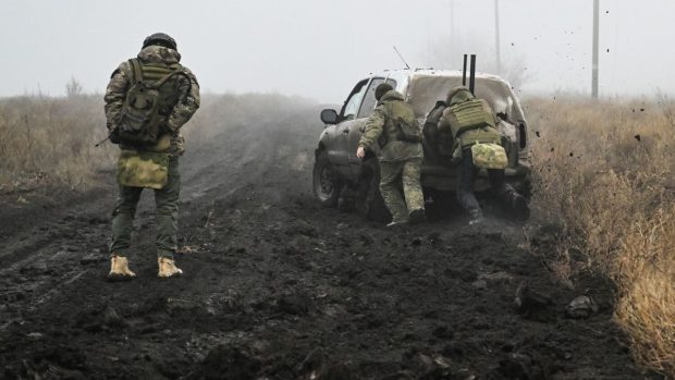 Rusia se laudă că a păcălit armata ucraineană, i-a luat 100.000 de dolari și apoi i-a împușcat pe soldații Kievului care credeau că nu va trage nimeni în ei, în Gorlovka