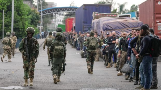 Mărturia unuia dintre mercenarii români înfrânți în Congo și care s-au predat când au fost încercuiți: „În sfârșit putem merge acasă”