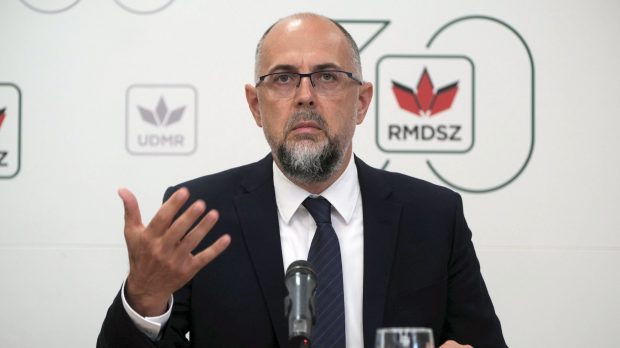 Replica lui Kelemen Hunor, după criticile lui Theodor Stolojan la adresa UDMR: „Reorganizarea nu se poate face din pix”