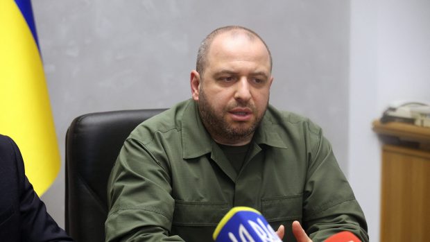 Ministrul ucrainean al apărării, Rustem Umerov, este anchetat pentru abuz de putere asupra agenției care cumpără materiale militare