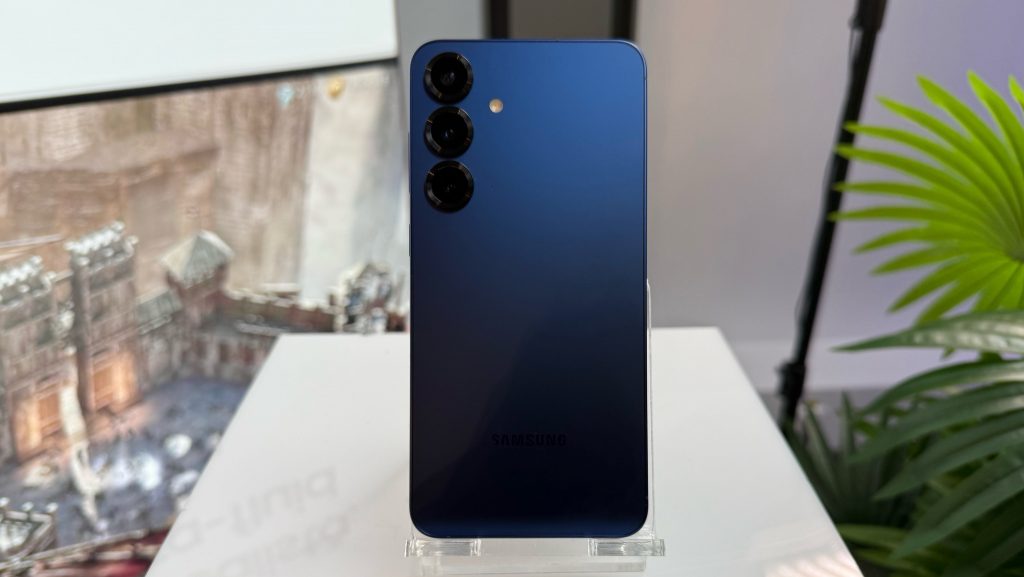 Samsung Galaxy S25: Tot ce trebuie să știți despre noile telefoane! 3 samsunggalaxys25prezentare22 e1737559048935