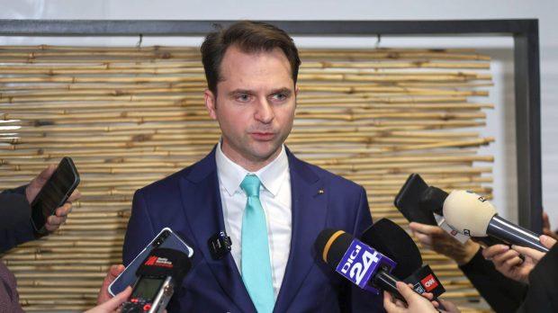 Schema de compensare şi plafonare în energie, pregătită de Guvern. Sebastian Burduja: „Lucrăm pe mai multe scenarii”