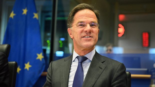 Șeful NATO, Mark Rutte, cere majorarea cheltuielilor pe apărare în UE: „Altfel, apucați-vă de învățat rusa”