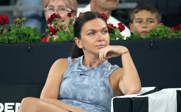 Simona Halep, transformată total într-o poză alături de Loredana Groza. Sportiva a fost tunsă și vopsită de hairstylist-ul lui Klaus Iohannis