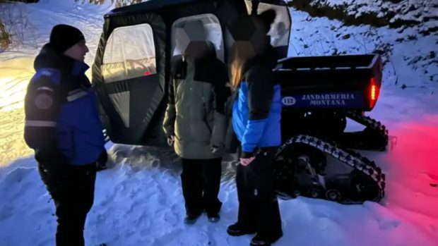 Două turiste rătăcite pe traseul din Poiana Brașov către Pietrele lui Solomon au fost salvate de jandarmii montani