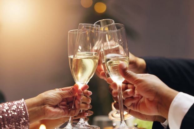 Top 3 șampanii pentru petrecerea de Revelion