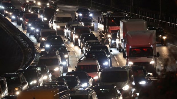 Londra este cel mai aglomerat oraș din Europa, șoferii au stat în trafic în medie 101 ore anul trecut