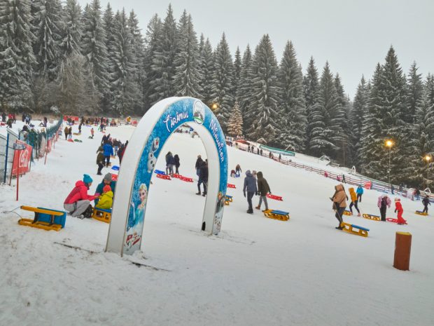 Unde să îţi duci copiii să se dea cu sania în România