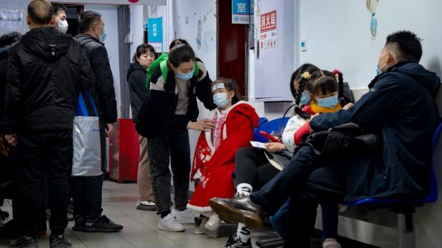Noul virus care se răspândește în China, depistat în România. Metapneumovirusul uman HMPV a fost confirmat la o femeie din Bihor care nu a călătorit în străinătate