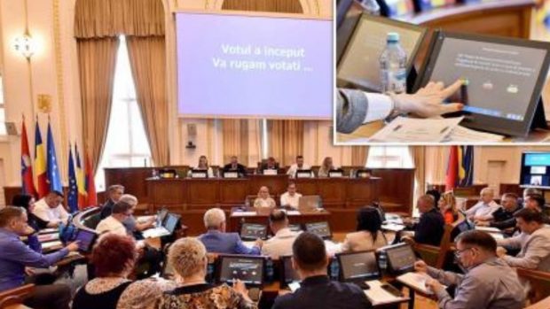 Un sistem de vot „inteligent” a fost cumpărat de Primăria Oradea. Au cheltuit 150.000 de euro, dar votul aleșilor rămâne ascuns publicului
