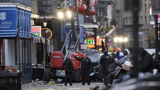 De ce crede FBI că atacul din New Orleans a fost inspirat de ISIS. Alte patru persoane, implicate în plasarea dispozitivelor explozive