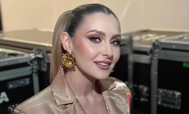 Unde a plecat Alina Sorescu după ce a divorțat oficial de Alexandru Ciucu. Cine a însoțit-o: „Salutări din vacanță”