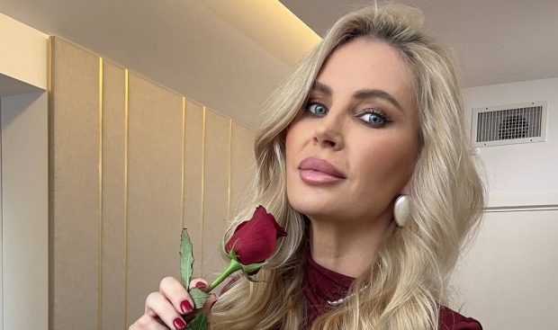 Andreea Bănică, mesaj pentru fanii care îi critică ținutele, după ce a lansat o nouă melodie: „Nu voi lăsa pe nimeni să…” | EXCLUSIV