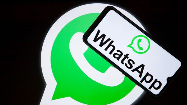 WhatsApp a picat, vineri seară, în România. Mii de utilizatori au fost afectați